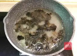 木耳拌花菜的做法图解8